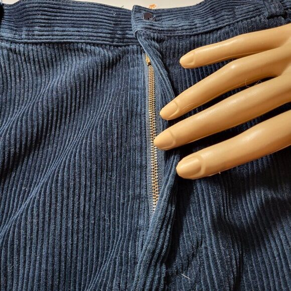 J A Banks VTG Corduroy Pleated Front Navy Blue Size W36/L30 Pants - Picture 7 of 9